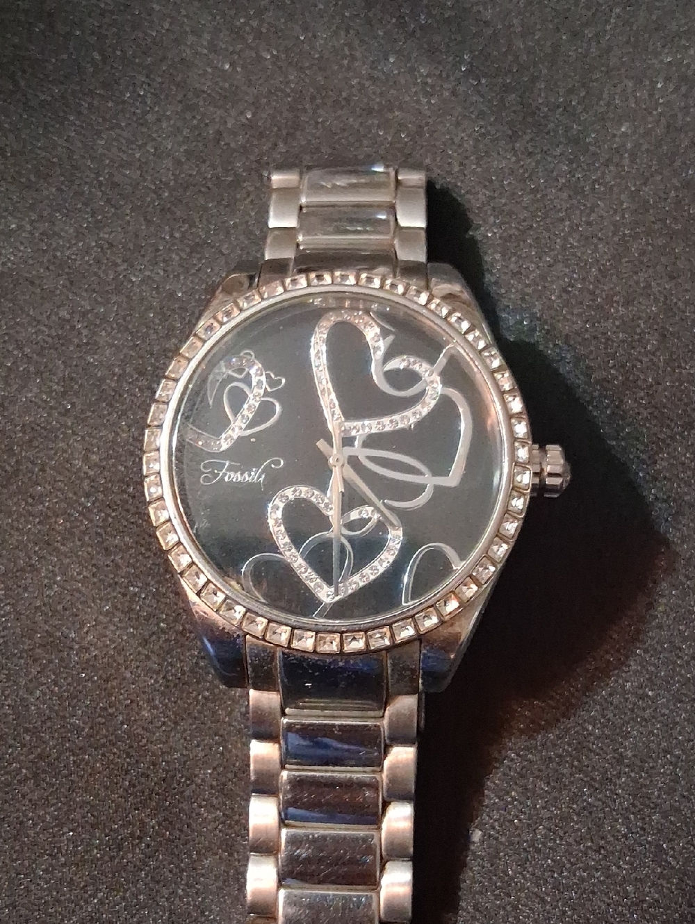 Fossil Silver Tone Heart Motif Crystal Accent Women's Watch